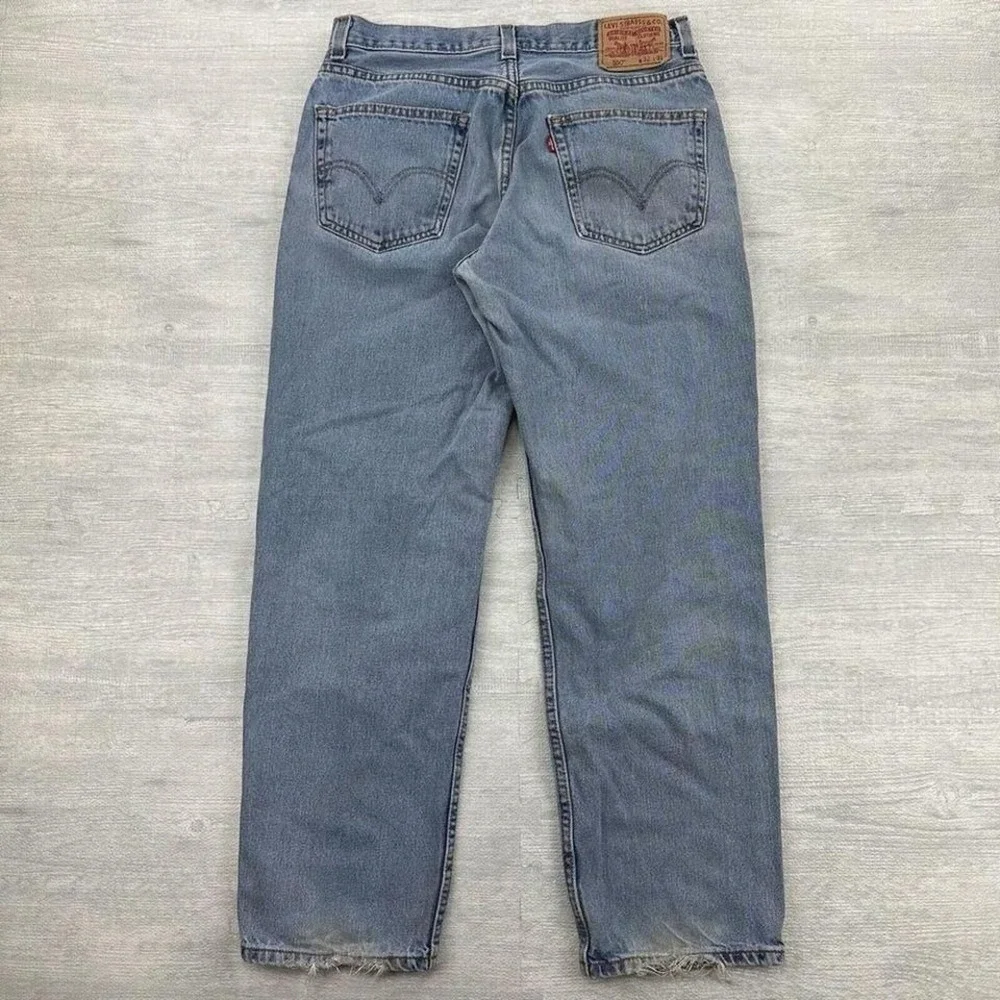 Vintage Levi's 550‎ Jeans Mens 32x31 Blue Light Wash Denim Regular Fit Straight